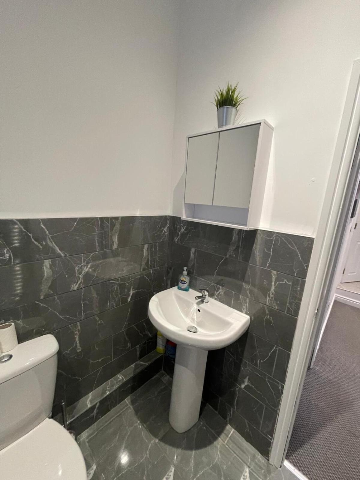 Spacious 2 Bedroom Apartment ليفربول المظهر الخارجي الصورة